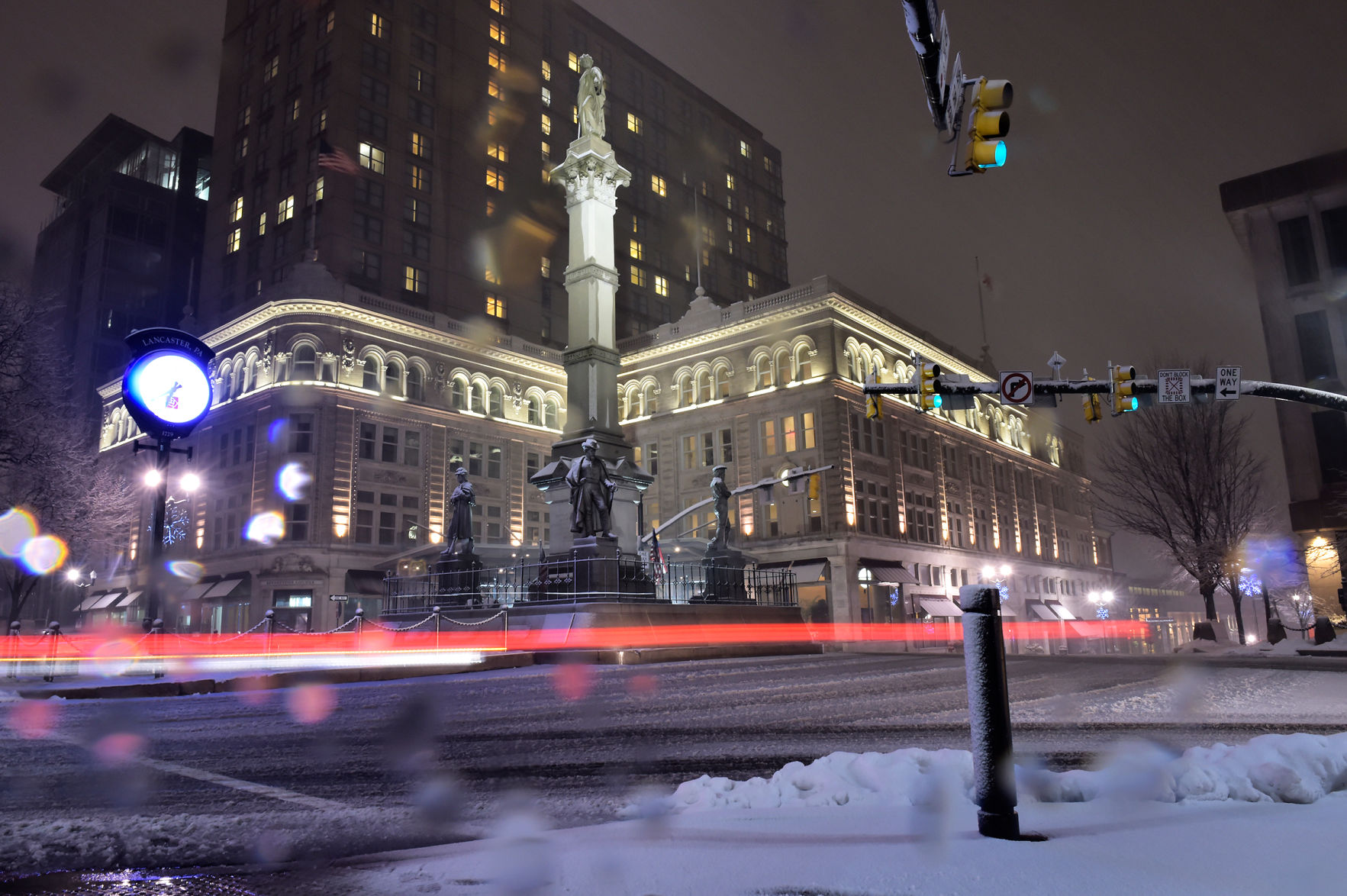 Nighttime snow, 2019